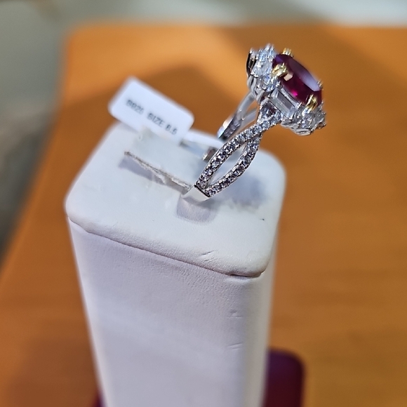 Ring - Picture 2 of 3